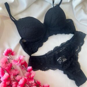Conjunto de Lingerie Mariah com Bojo Liso Preto